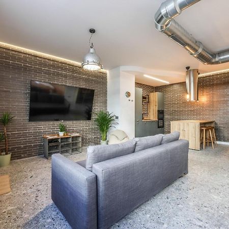 Loft Reformado Industrial Appartamento Madrid Esterno foto