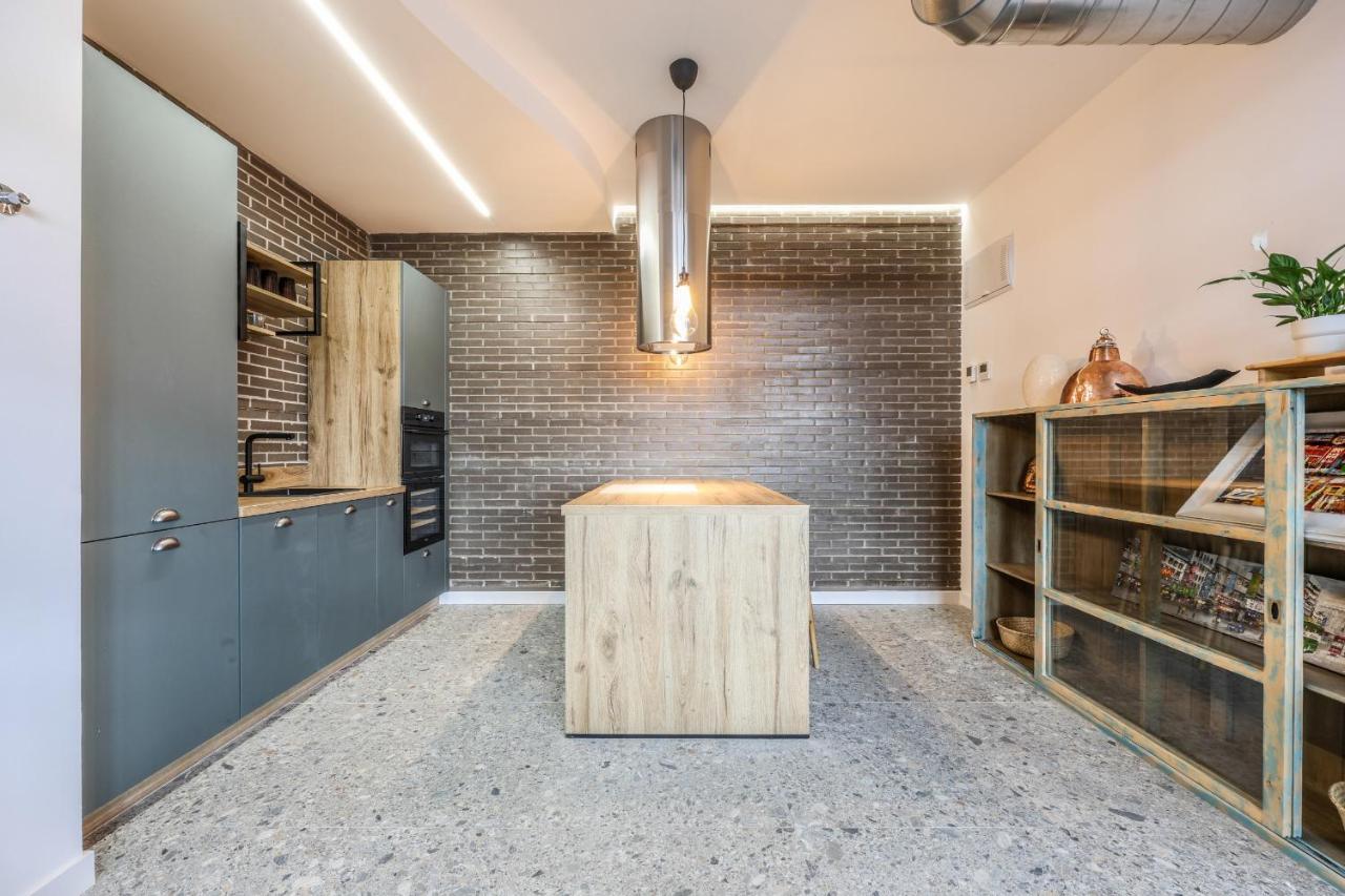 Loft Reformado Industrial Appartamento Madrid Esterno foto