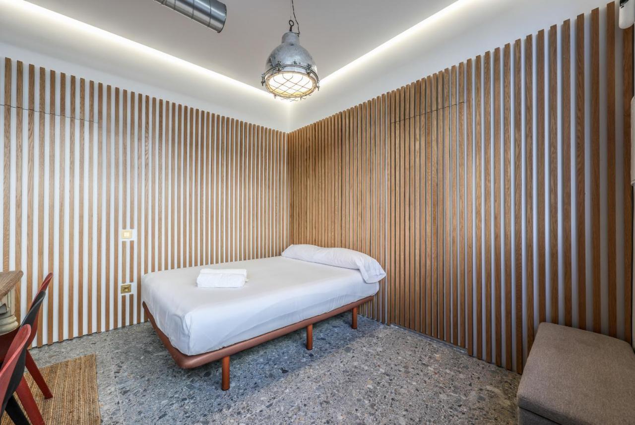 Loft Reformado Industrial Appartamento Madrid Esterno foto