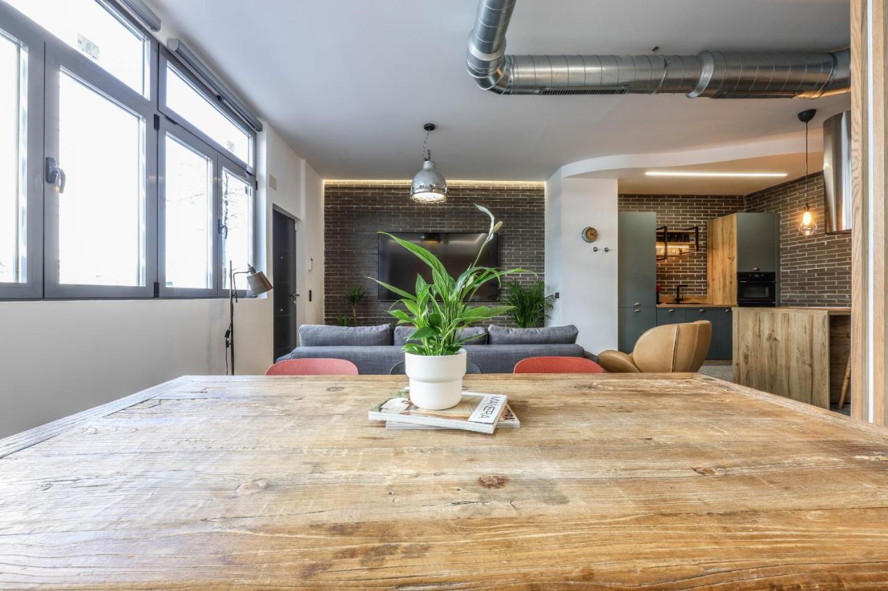 Loft Reformado Industrial Appartamento Madrid Esterno foto
