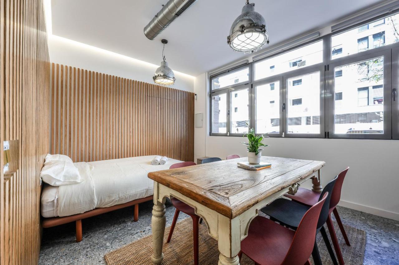 Loft Reformado Industrial Appartamento Madrid Esterno foto
